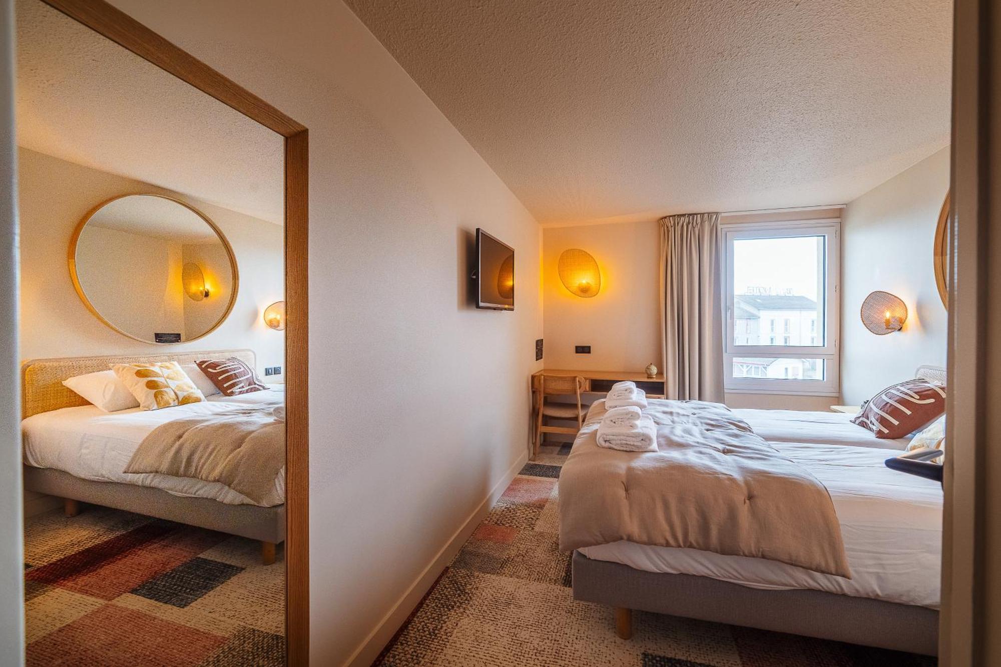 Hotel Bhoma Troyes La Chapelle-Saint-Luc Esterno foto