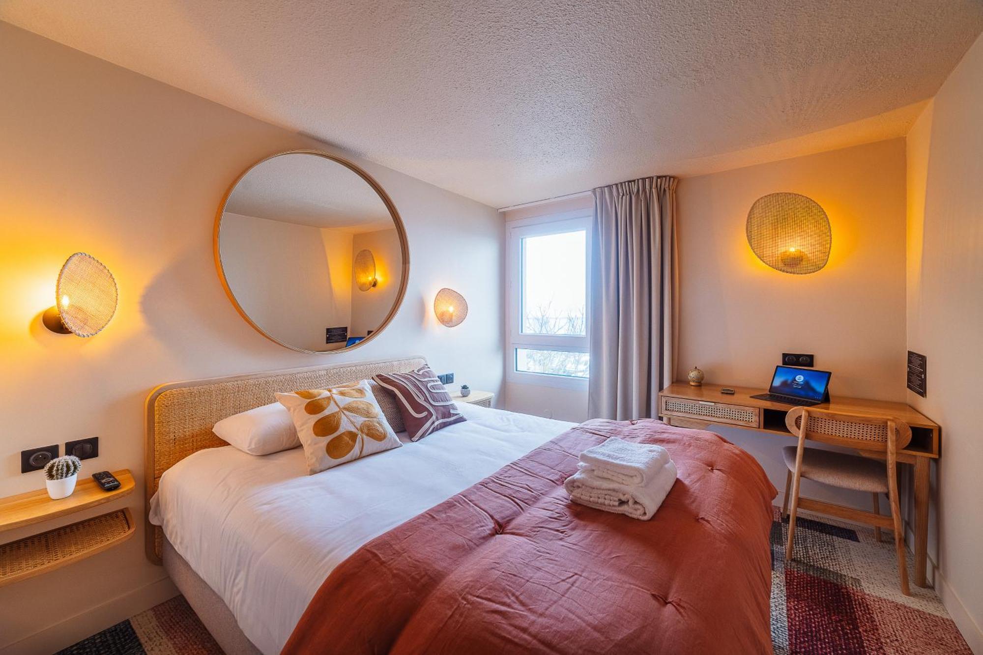 Hotel Bhoma Troyes La Chapelle-Saint-Luc Esterno foto